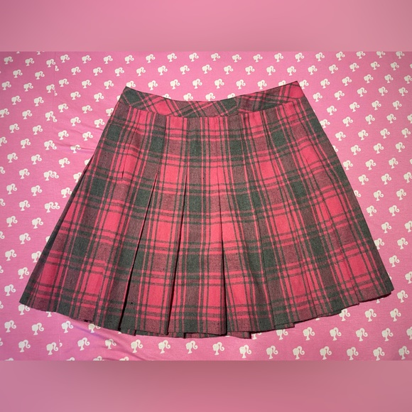 Blackmilk Plaid Pink High School Skirt Limited - Picture 4 of 4
